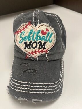KBETHOS Gray 'Softball MOM' Heart Patch Baseball Cap